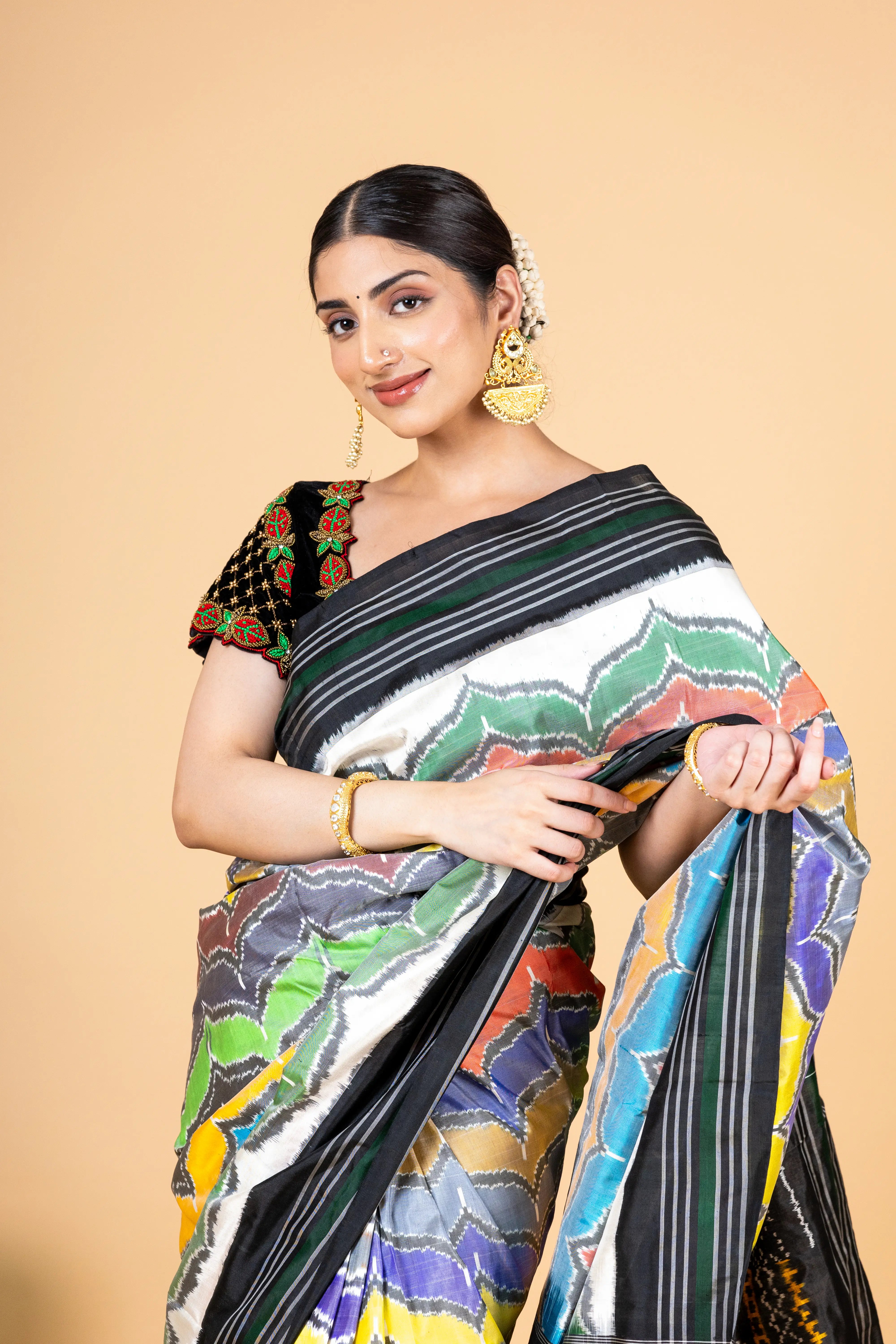 Multi Color Pattern White Pochampally Saree With Black Border With Beautiful Line Detailing