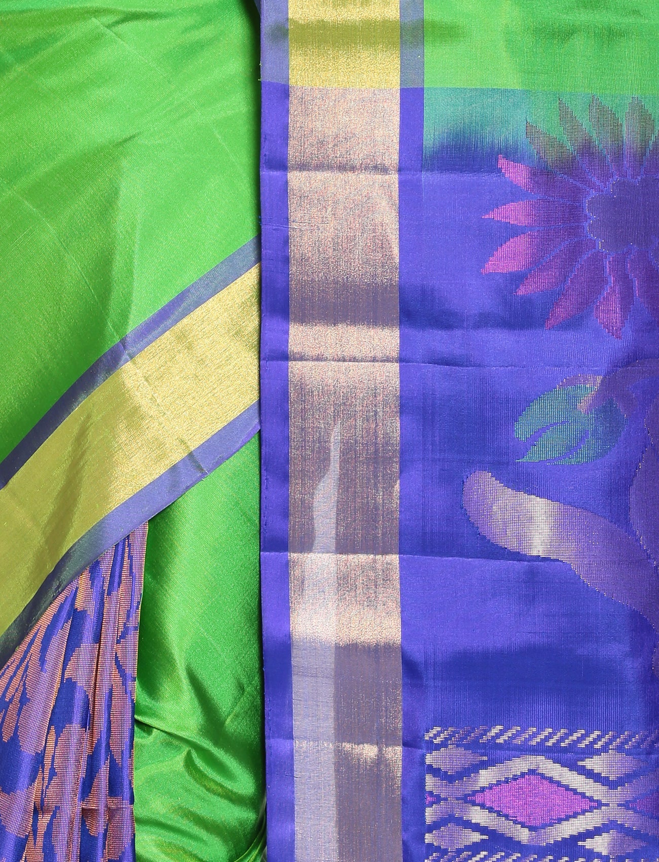 Buy Mandakini Kanchipuram Handloom Patli Pallu Pure Silk Sarees Online