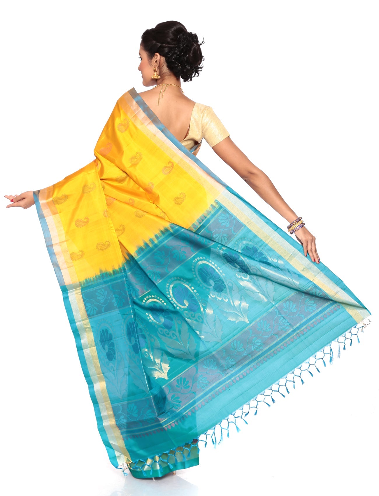 Buy Mandakini Kanchipuram Handloom Patli Pallu Pure Silk Sarees Online