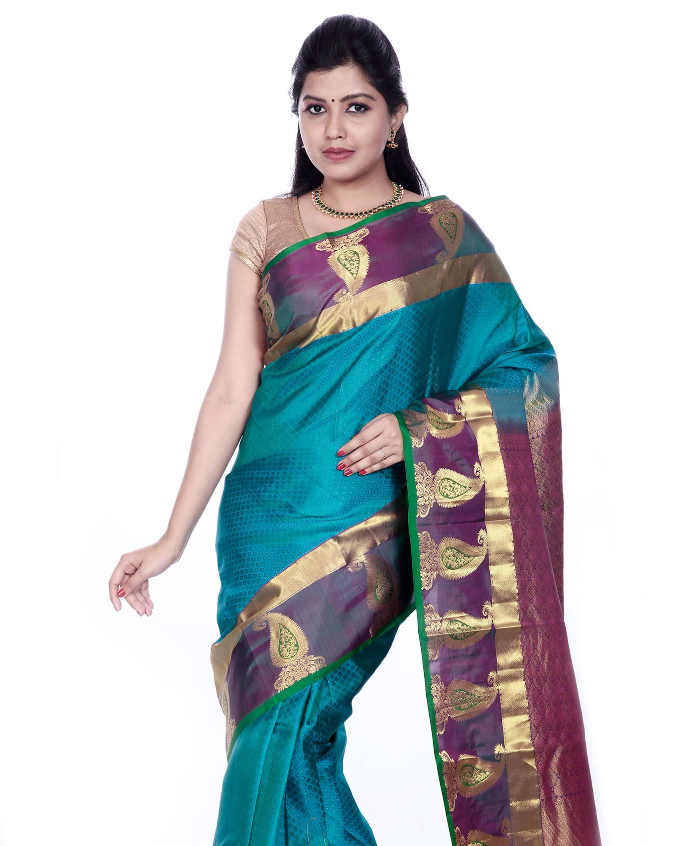 Buy Mandakini Kanchipuram (Kanjivaram) Handloom Pure Silk Sarees Online