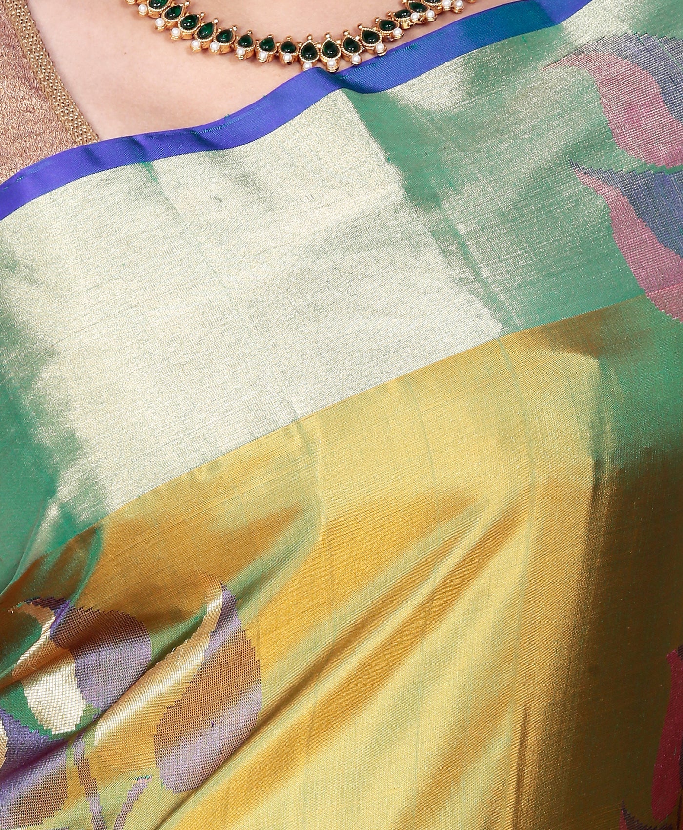 Buy Mandakini Kanchipuram (Kanjivaram) Handloom Pure Silk Sarees Online