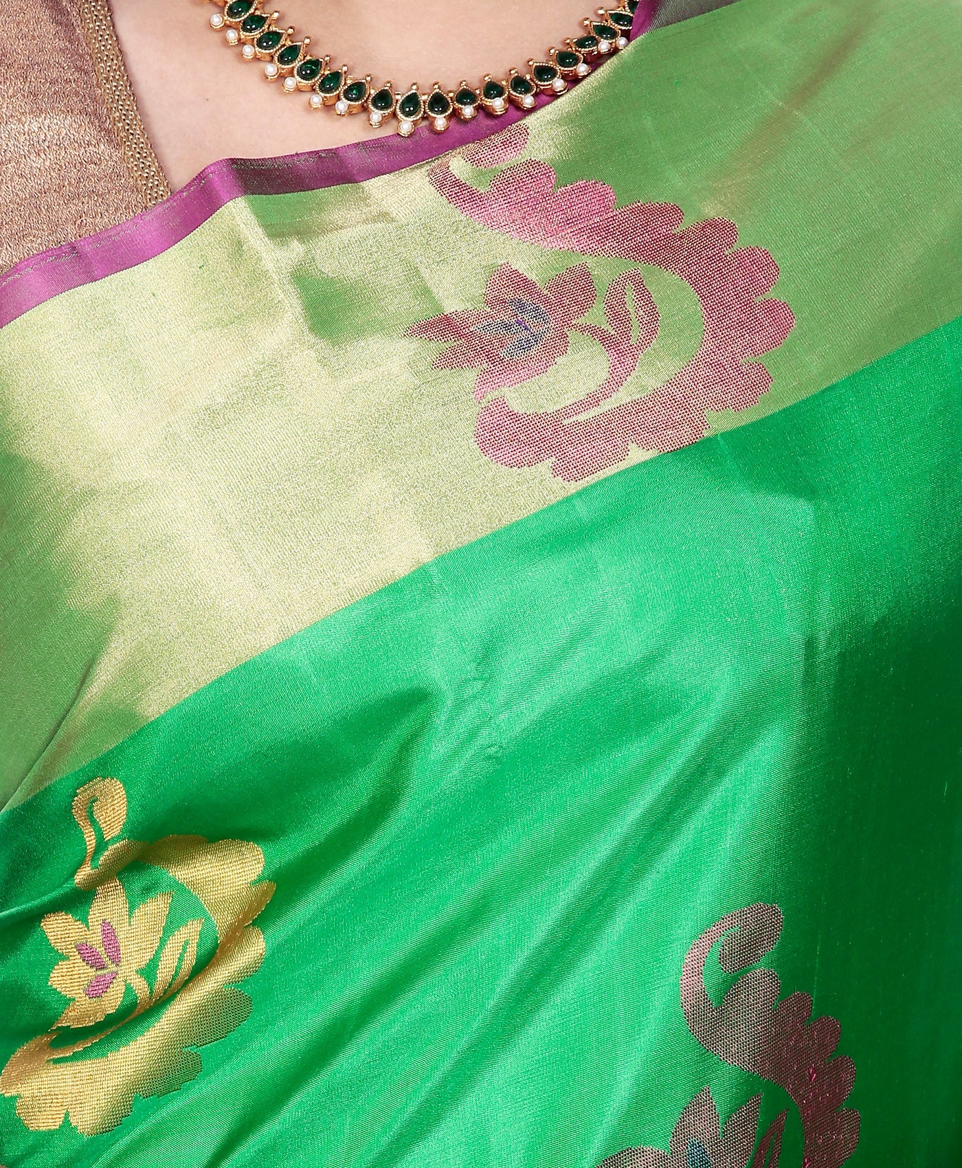 Buy Mandakini Kanchipuram (Kanjivaram) Handloom Pure Silk Sarees Online