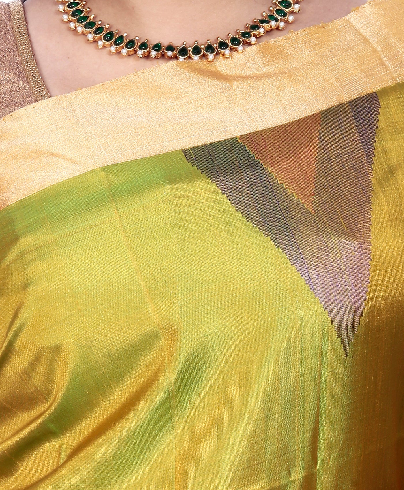 green kanchivaram saree