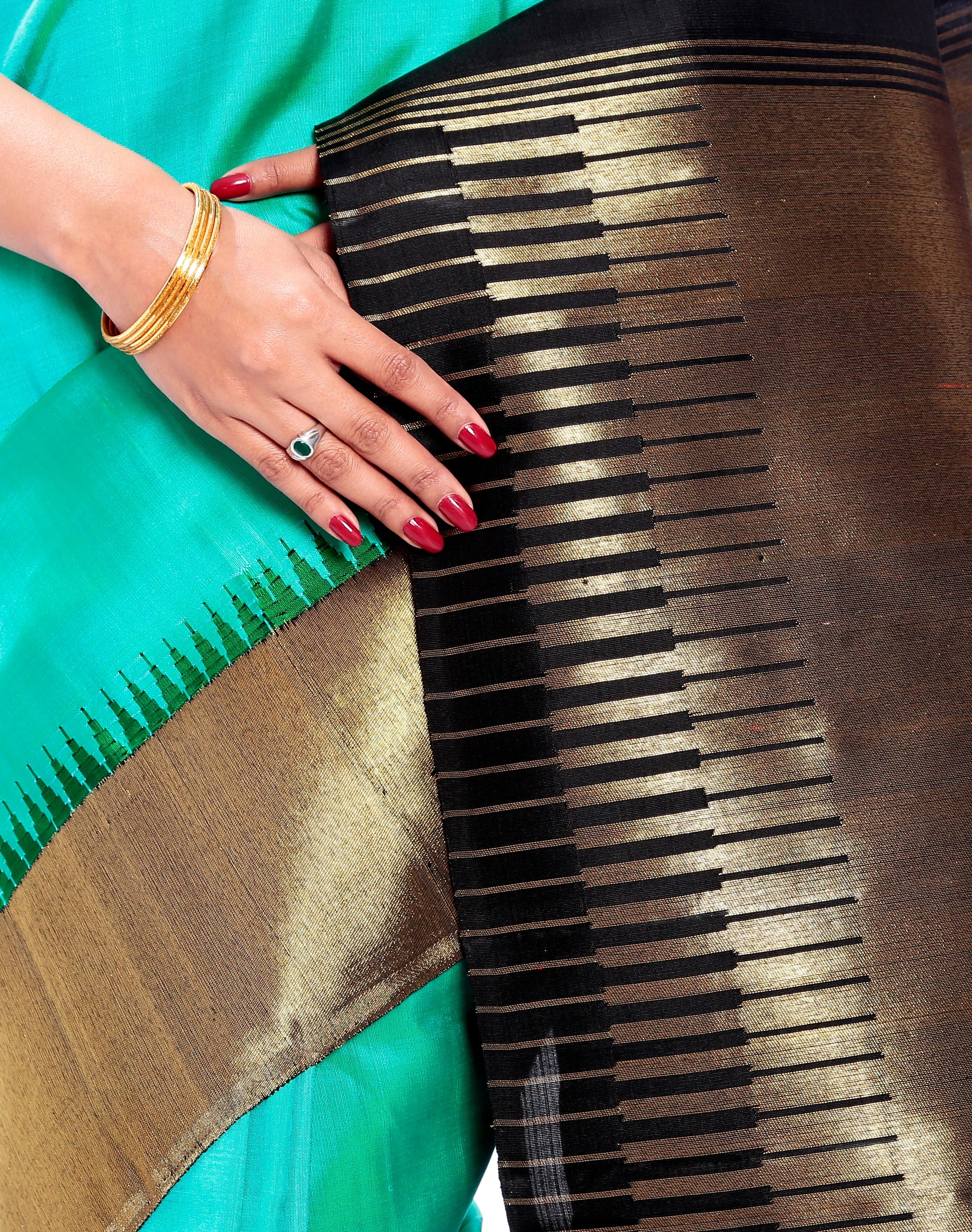 Green Kanchipuram Pure Silk & Pure Zari Saree