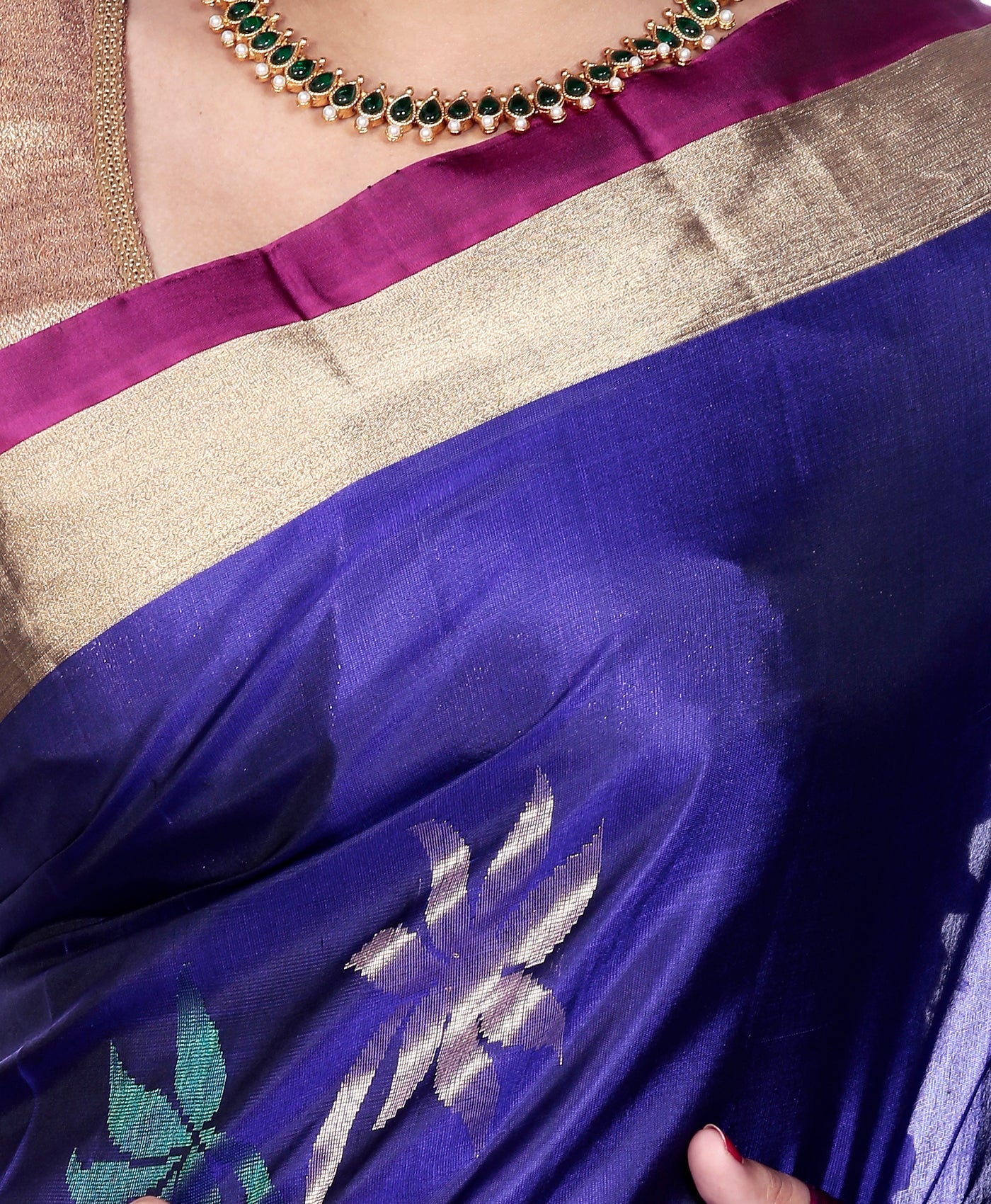 Buy Mandakini Kanchipuram (Kanjivaram) Handloom Pure Silk Sarees Online